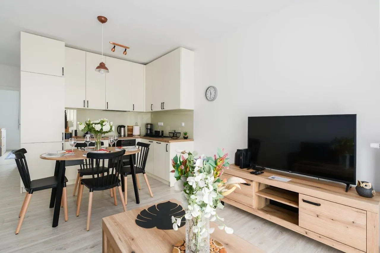 Premium Apartments Poznan Airport by Renters