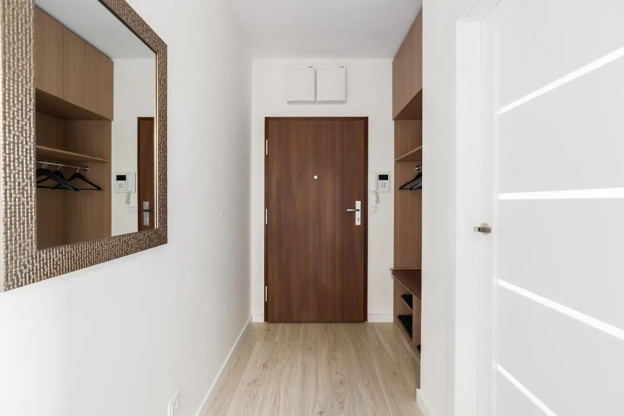 Premium Apartments Poznan Airport by Renters