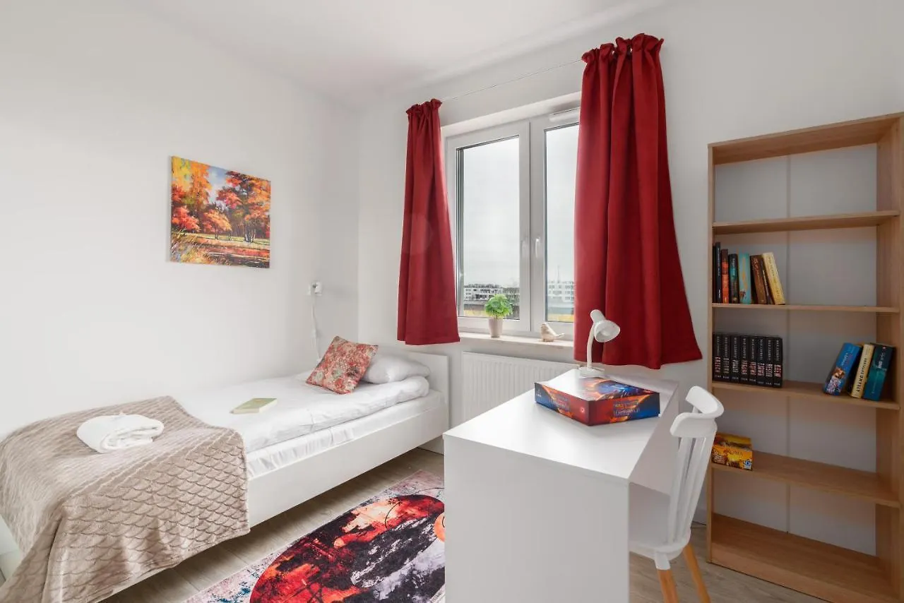 Premium Apartments Poznan Airport by Renters Polska